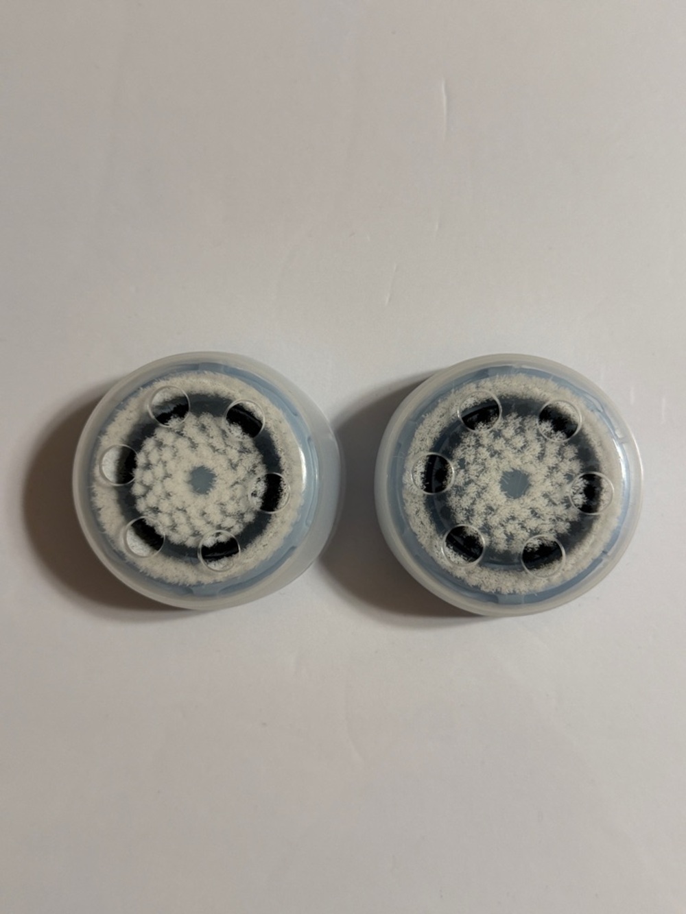 Clarisonic Sensitive Round Facial Cleansing Brush Heads - White. Set of 2. NWOT